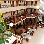 Ozcan Beach Hotel