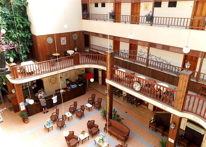 ホテル Ozcan Beach 4*